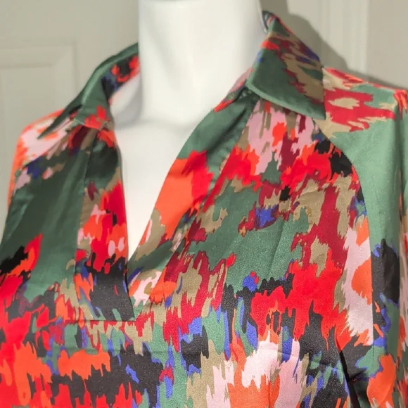 Vibrant Abstract Women's Blouse XL - Picture 3 of 8